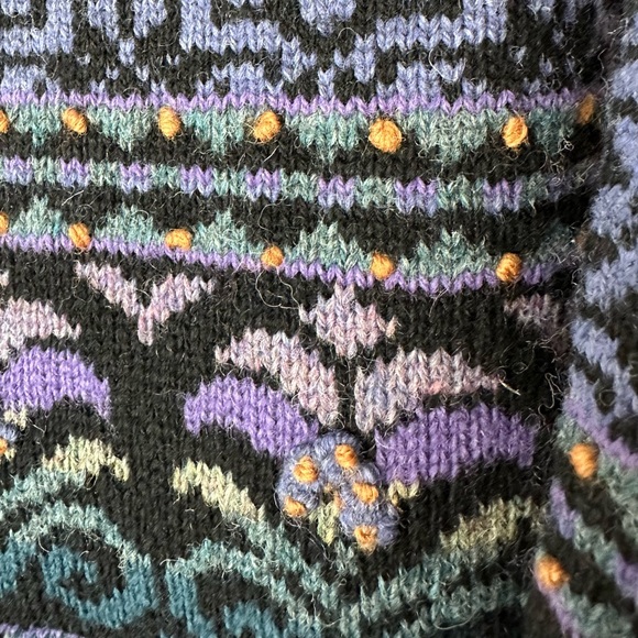 Icelandic Designs Wool fully lined Cardigan with ornate hook closure SZ L - Picture 3 of 8